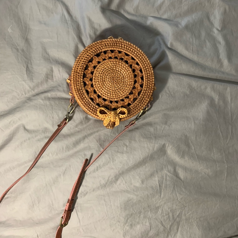 Woven Round Crossbody bag